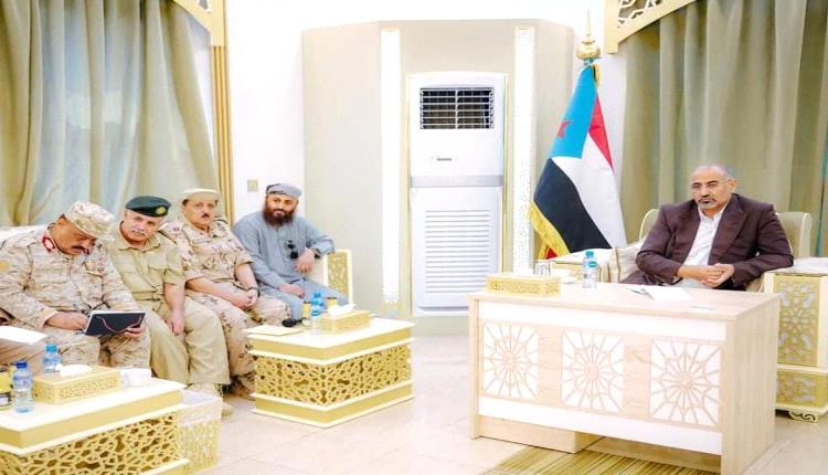 ماذا قال الزبيدي عن الوية درع الوطن في أول لقاء جمعه بقائدها؟ ماذا قال الزبيدي عن الوية درع الوطن في أول لقاء جمعه بقائدها؟