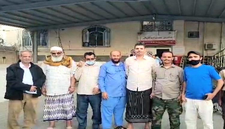 وفد من الهيئة الطبية العليا للقوات المسلحة يزور المرافق الصحية بالضالع 