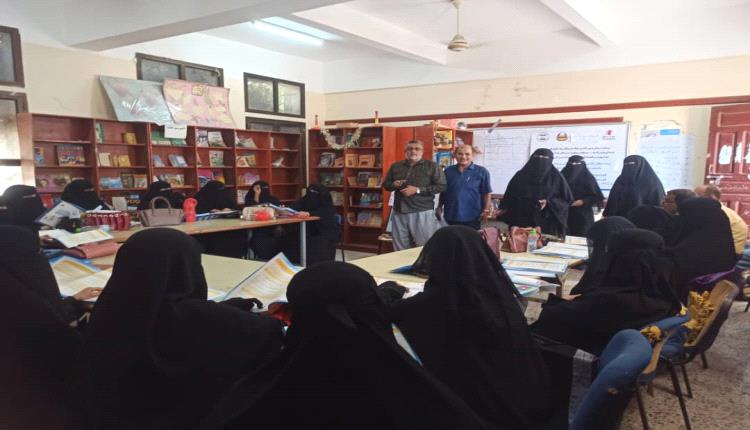 افتتاح دورة تدريبية في مديرية دار سعد لتعزيز نهج القراءة المبكرة في مدارس بوابة التعليم التسع