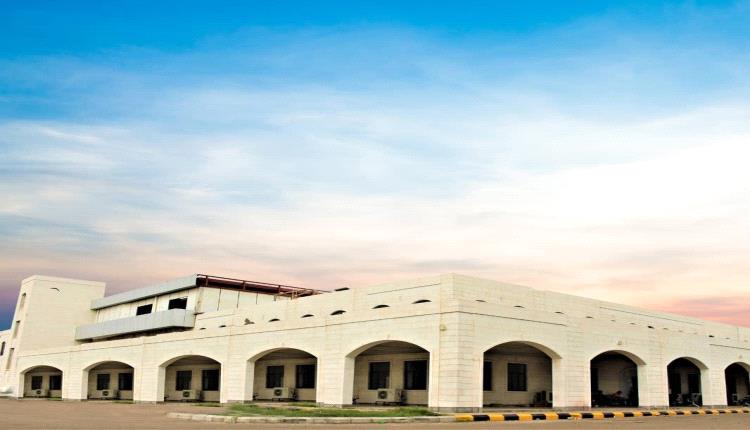 وزارة المالية تجدد تأكيدها أن المرتبات والإصلاحات الحكومية أولوية بالظروف الصعبة الراهنة  
