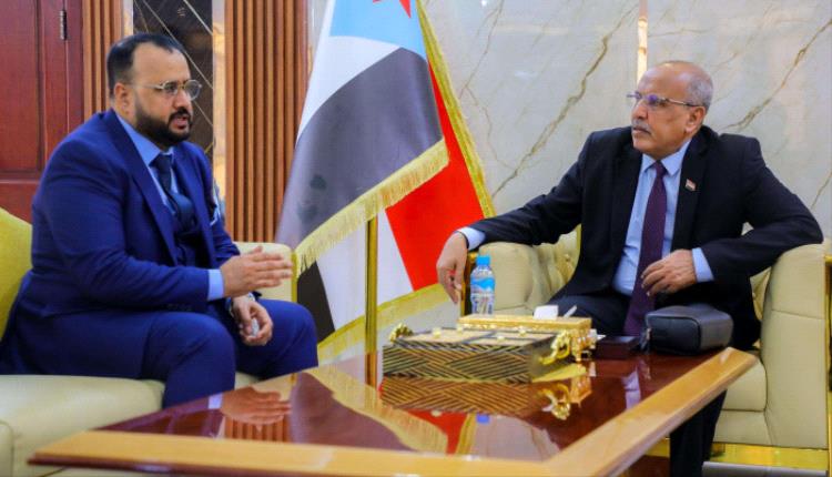 لقاء يجمع القائم بأعمال رئيس المجلس الانتقالي الجنوبي بوزير الأشغال لمناقشة مشاريع الطرق والصيانة في الجنوب