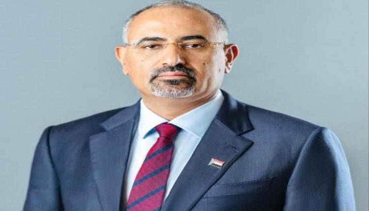 اللواء عيدروس الزبيدي يعبر عن تعازيه باستشهاد القائد العقيد أحمد محسن السليماني.