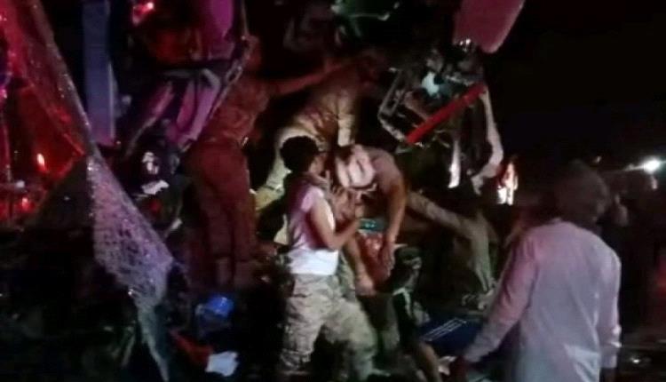 8 قتلى وعشرات الجرحى في تصادم مروري بحضرموت