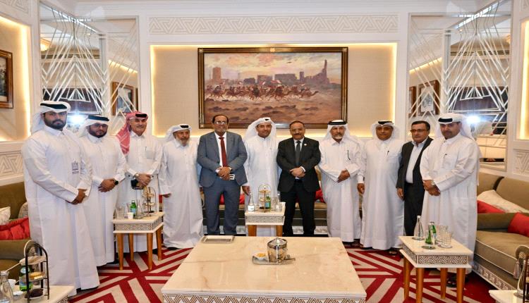 وزير النقل يلتقي بممثلي الجالية اليمنية في قطر 