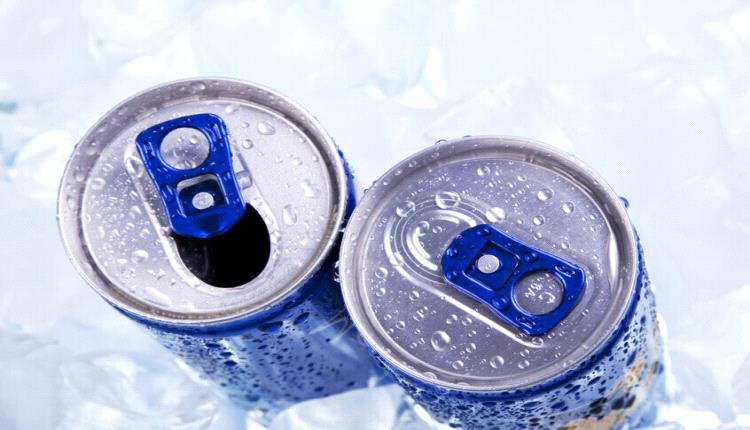 طبيب يوضح خطر مشروبات الطاقة على الصحة