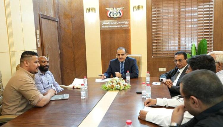 بحيبح يناقش مع “سماريتان بيرس” تعزيز الدعم الطبي وتوسيع المشاريع الصحية في اليمن