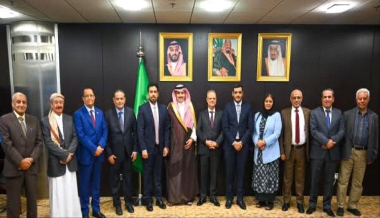 لقاء هام يجمع السفير السعودي وقيادة هيئة التشاور لمناقشة هذا الأمر! 