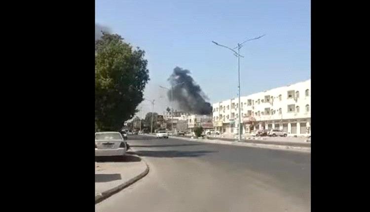 اندلاع حريق في مطعم بعدن