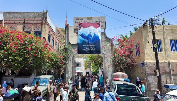 نقلة نوعية في خدمات مصلحة الهجرة والجوازات والجنسية بمحافظة تعز