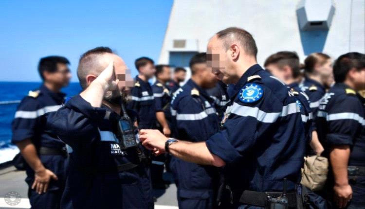 سفينة حربية فرنسية تغادر البحر الأحمر وخليج عدن.. وأسبيدس تكشف السبب