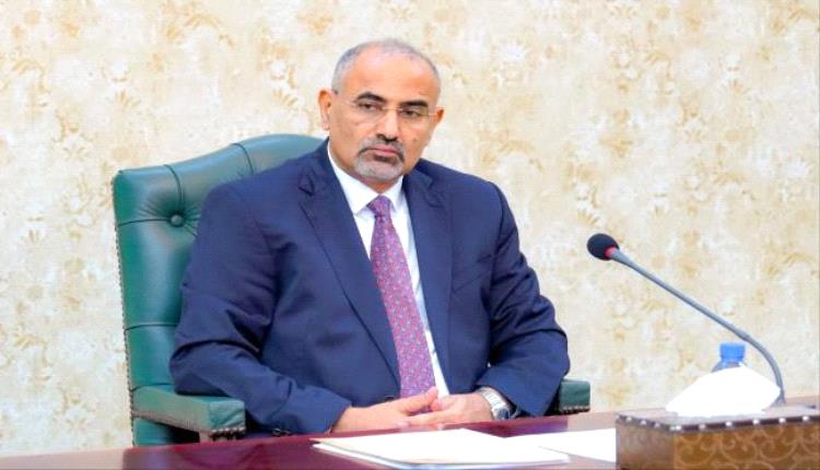 الرئيس  الزبيدي يقود معركة التعافي الاقتصادي ويؤسس دعائم دولة الجنوب