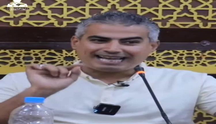 النصاب الإسلامي ومسرحية الدولار: حين يصبح "التدين" رخصة نصب معتمدة