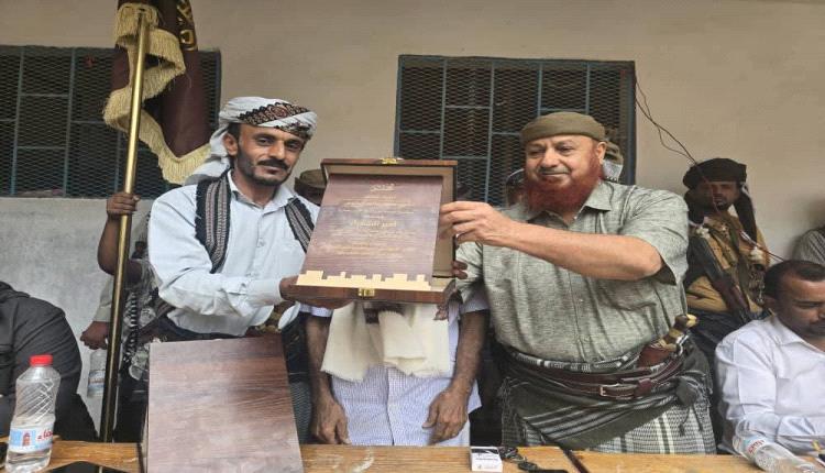 يافع سرار تكرم أمير الشعراء أمين الكلدي في حفل مميز برعاية محافظ أبين