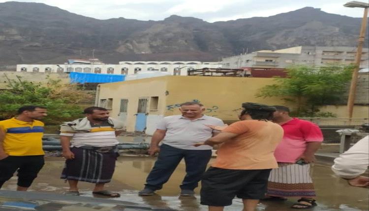 الجاوي يتفقد عمل المضخة المركزية للصرف الصحي وشفط مياه الأمطار في المعلا