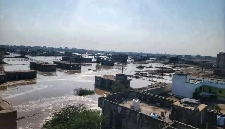 مناطق منكوبه.. العاصمة عدن تطلق نداء استغاثة للمنظمات الإنسانية العالمية