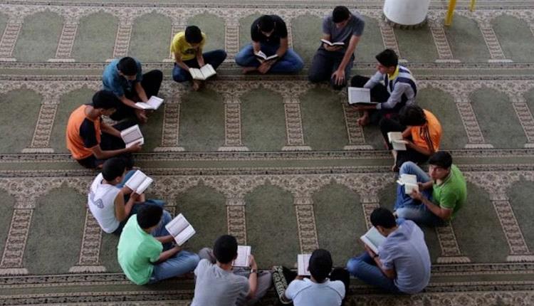 مليـ.ـشيا الحـ.ـوثي تختطف طالباً من داخل مسجد بمحافظة ذمار ..