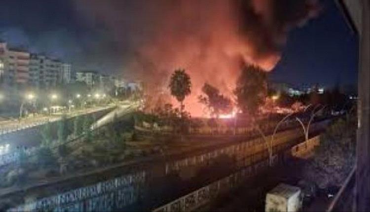 مقتل 7 سوريين بينهم 6 جنود بغارة إسرائيلية