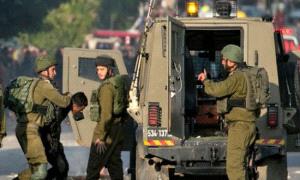 الاحتلال يعتقل مسؤولاً فلسطينيا برام الله