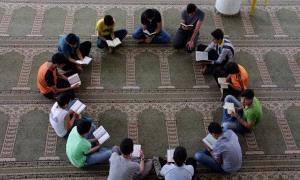 مليـ.ـشيا الحـ.ـوثي تختطف طالباً من داخل مسجد بمحافظة ذمار ..