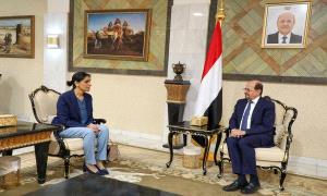 الزنداني يبحث مع السفيرة البريطانية دعم اليمن وتعزيز الشراكة لمواجهة التحديات الإنسانية والاقتصادية

