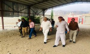 مدير عام مديرية الشعيب يستقبل مهندس ومقاول مشروع بناء فصول دراسية لثانوية البنات 
