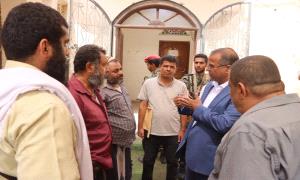 الوزير الزعوري يطّلع على أداء صندوق رعاية وتأهيل المعاقين بعدن 
