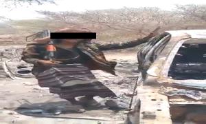 إدارة أمن أبين تتسلم مطلوباً أمنيا في قضية إحراق سيارة مشروع سد حسان