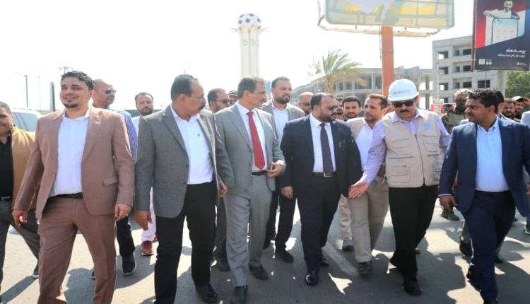 بمشاركة رئيس صندوق صيانة الطرق..افتتاح مشاريع خدمية كبرى في الشيخ عثمان بالعاصمة عدن 