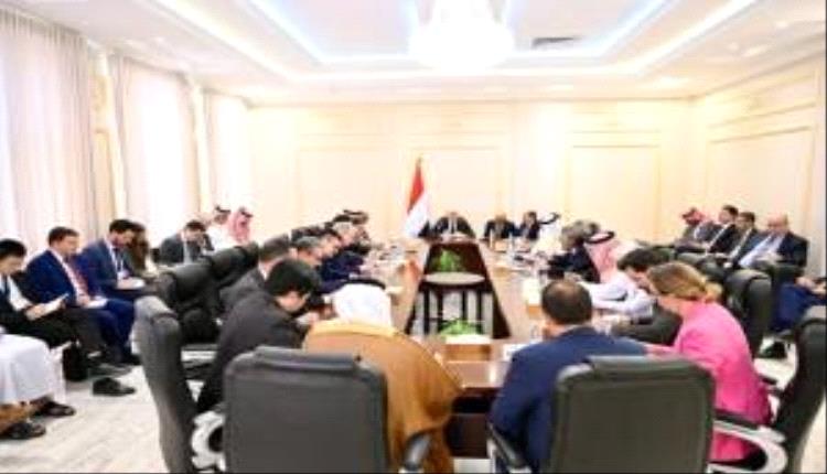 العليمي يلوّح بإجراءات تصعيدية ضد الجنوب"تفاصيل"

