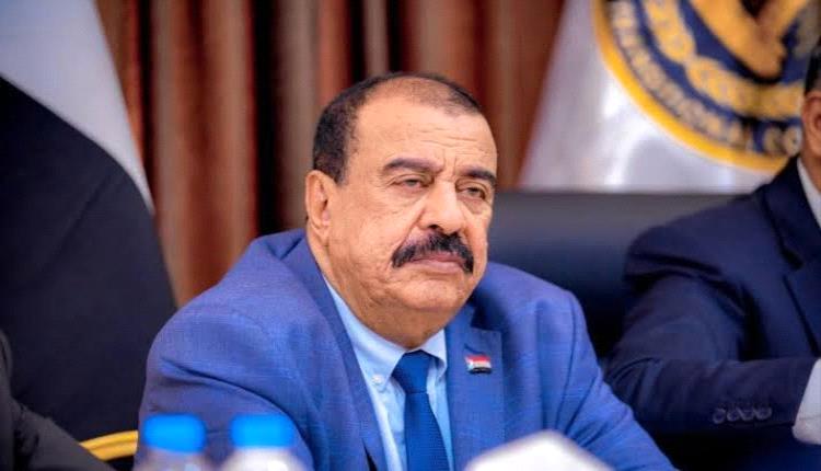 بن بريك يطلق 5 رسائل سياسية حاسمة إلى الداخل والخارج