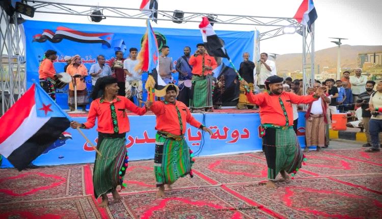 تحليل |  أهداف الانتقالي الجنوبي من التمدد شرقاً و ابرز حسابات أبوظبي والرياض 