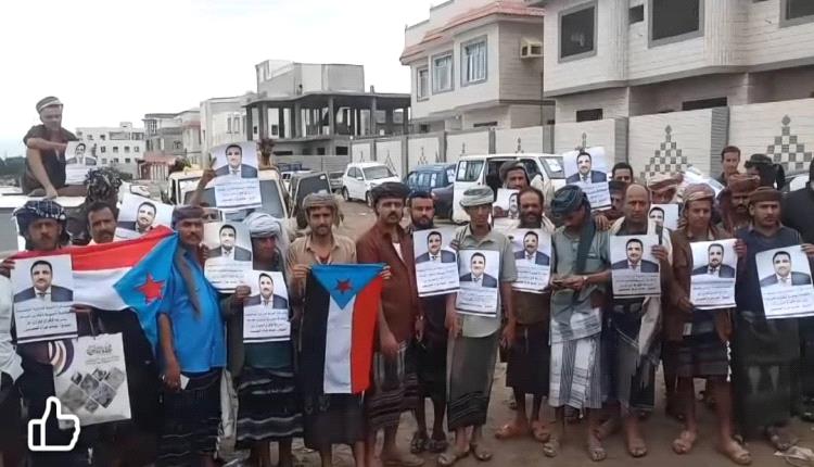 مناشدة الرئيس الزُبيدي الافراج عن المستثمر الشيخ عصام هزاع للعلاج
