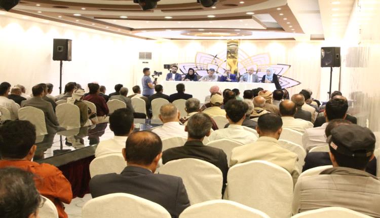 فريق التوجيه والرقابة الرئاسي يلتقي نخبة من المكونات والشخصيات السياسية في العاصمة عدن