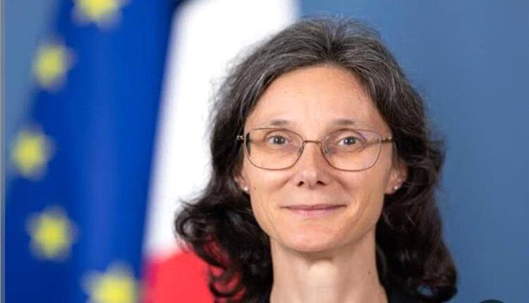 السفيرة الفرنسية تشيد باتفاق مسقط وتدعم المسار الإنساني في اليمن

