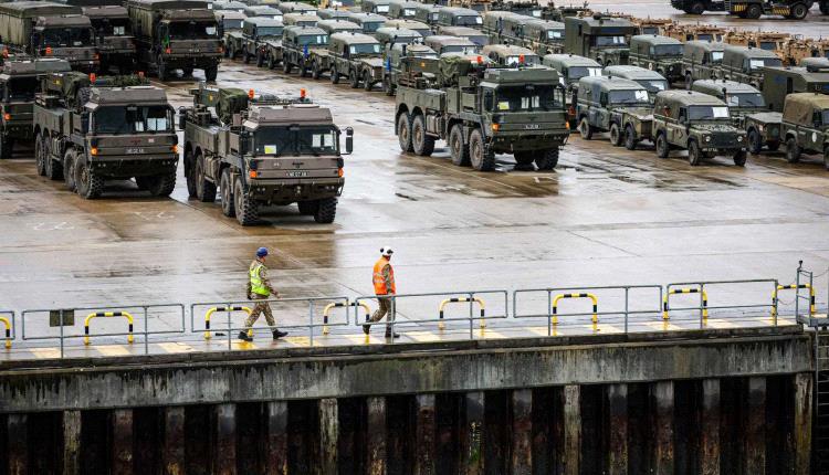 كيف أعادت أوروبا رسم خريطتها الدفاعية في عام 2025؟
