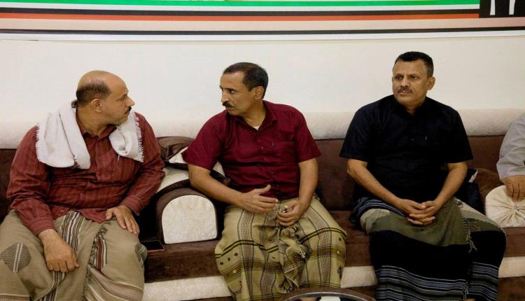 باتيس يقدم واجب العزاء والمواساة لأسرة الشهيد البطل عمر العمودي بالمكلا