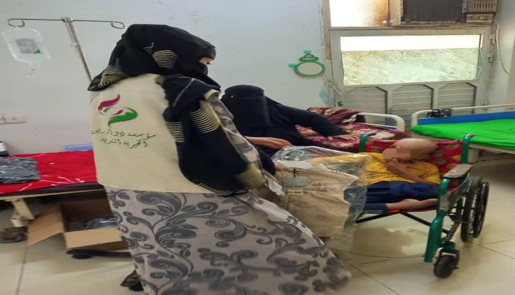 مؤسستا "ذو النورين" و"شعيله" ترسمان البسمة على وجوه أطفال مرضى السرطان  في فصل الشتاء 