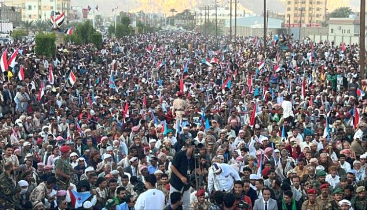 من سيئون.. رسالة شعب الجنوب الى الرئيس الزُبيدي بإعلان الدولة