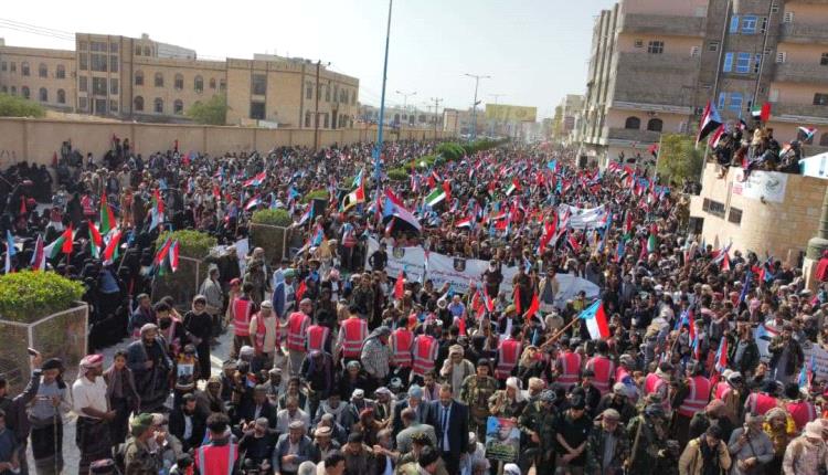 مدينة عتق عاصمة محافظة شبوة تشهد مليونية المطالبة بإعلان دولة الجنوب العربي"بيان"