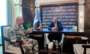 الرئيس الزُبيدي يطّلع على جاهزية قوات خفر السواحل
