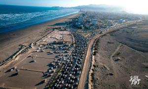 عاجل : موكب ابناء الضالع يصل ساحة العروض في خور مكسر
