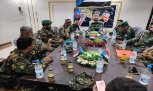 العميد السيد يترأس اجتماعاً بقيادات الحزام الأمني في أبين ويؤكد وقوفه الكامل مع القيادة الجنوبية ويشدد على رفع الجاهزية