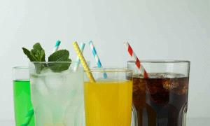 مشروب شائع يزيد خطر السكتة الدماغية 300% والخرف 290%
