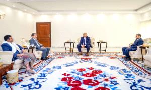 الرئيس الزُبيدي يطّلع على المخطط الإنشائي لمشروع مركز المؤتمرات والمعارض بمحافظة شبوة
