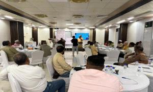 المكلا.. لقاء مجتمعي يستعرض احتياجات سكان أحياء خلف الصناعي والحارة وحي الشهيد خالد