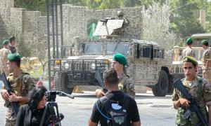 إعلام عبري: ترامب طلب منح لبنان "وقتًا إضافيًا" لنزع سـ.ـلاح حـ.ـزب الله