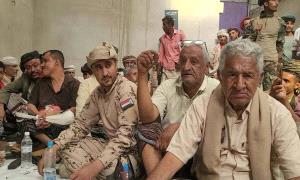 قائد قوات الحزام الأمني بالمنطقة الوسطى ابوعرب يشارك في اعتصام لودر
