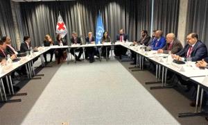 مسقط تحتضن جولة جديدة من مفاوضات الأسرى بعد وصول وفدي الحكومة والحو_ثيين

