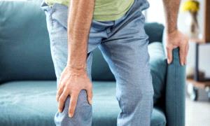 3 عادات تحمي ساقيك من أضرار الوقوف الطويل ..