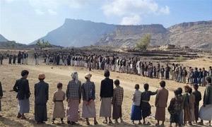 مليـ.ـشيا الحو.ثي تزج بالأطفال في وقفات مسـ.ـلحة وتدريبات قـ.ـتالية داخل مدارس الحيمة الخارجية بصنعاء